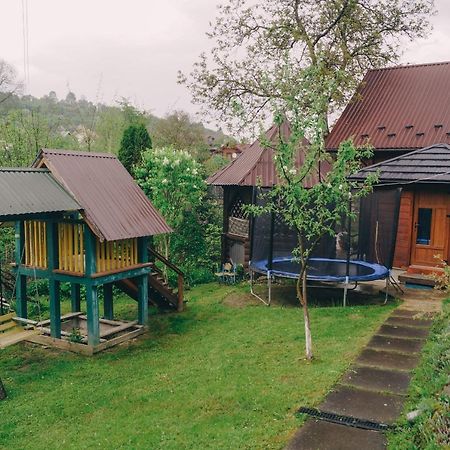 Будиночок В Карпатах Yaremche Eksteriør billede