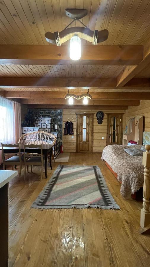 Будиночок В Карпатах Yaremche Eksteriør billede